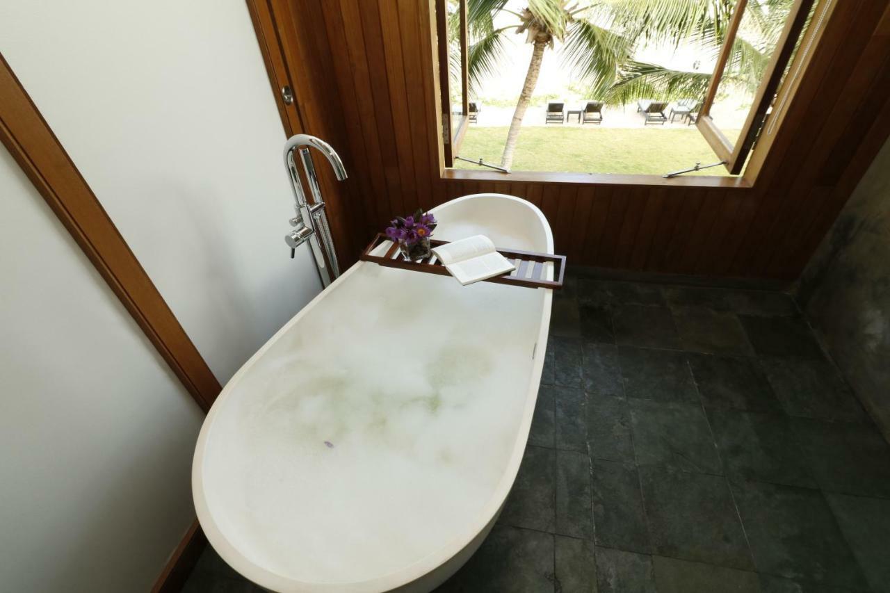 Ubuntu Beach Villas By Reveal Mirissa Eksteriør bilde